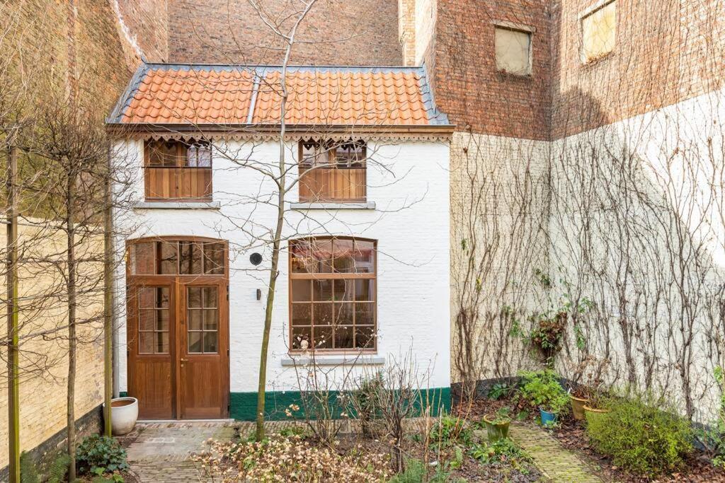Villa Carriage House In Quiet Ecological Garden Antwerpen Exterior foto