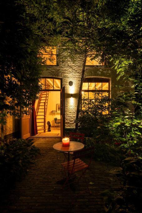 Villa Carriage House In Quiet Ecological Garden Antwerpen Exterior foto